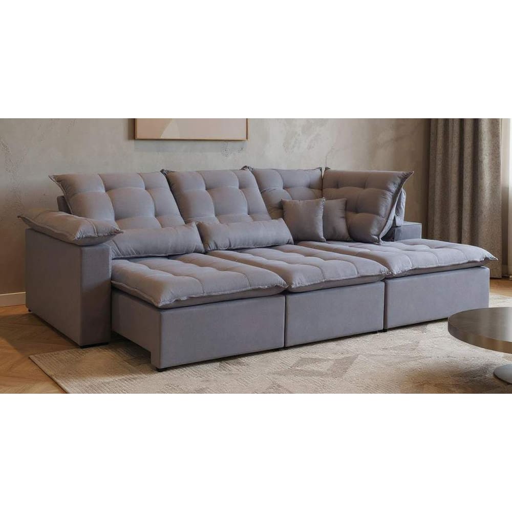 Sofá Luxo Stilo Retrátil Reclinável e com Chaise Fixa Pillow de 15cm e Almofadas Decorativas e Braços Almofadados 3,20M