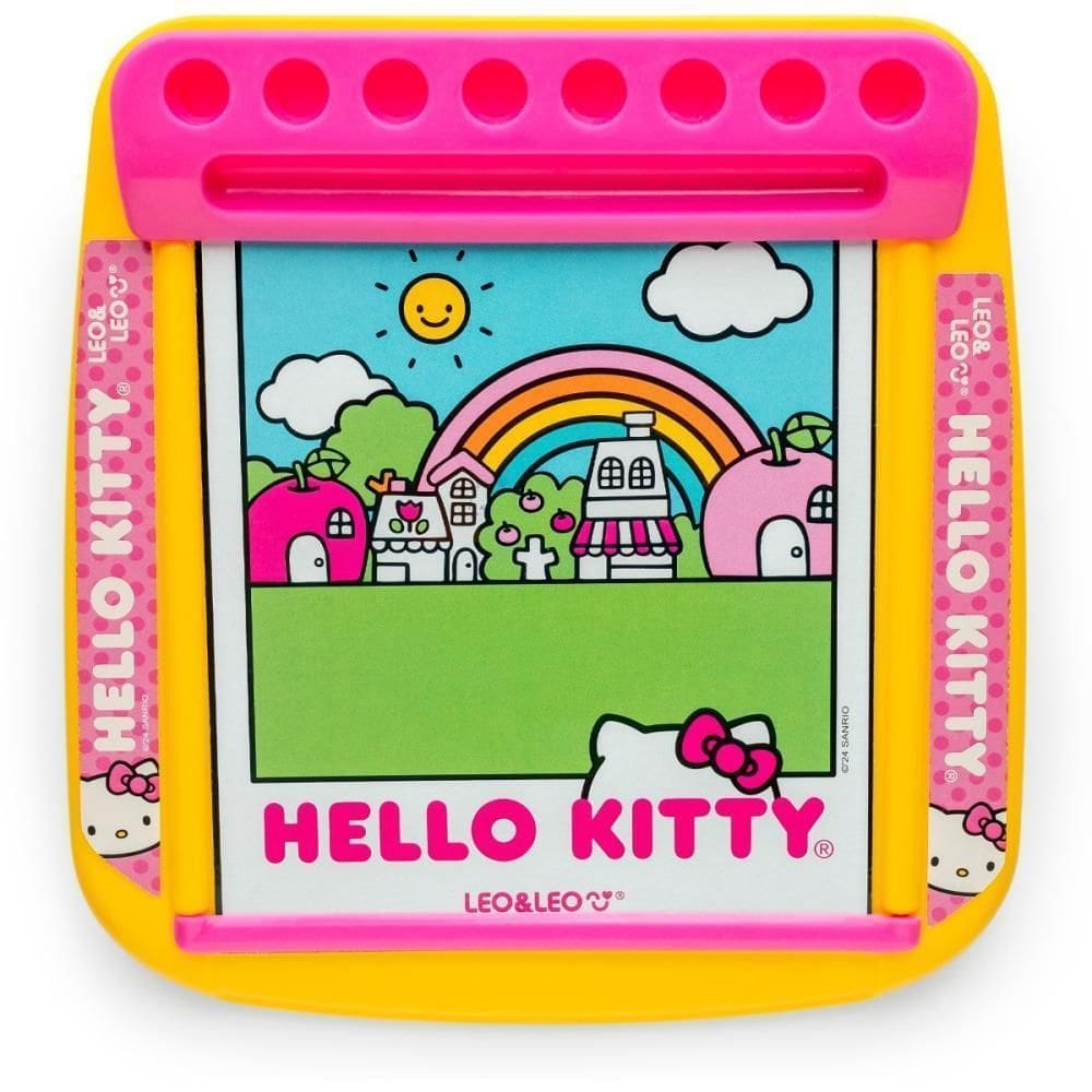 Livro Brinquedo Ilustrado Hello Kitty Primeiro Kit Pintura