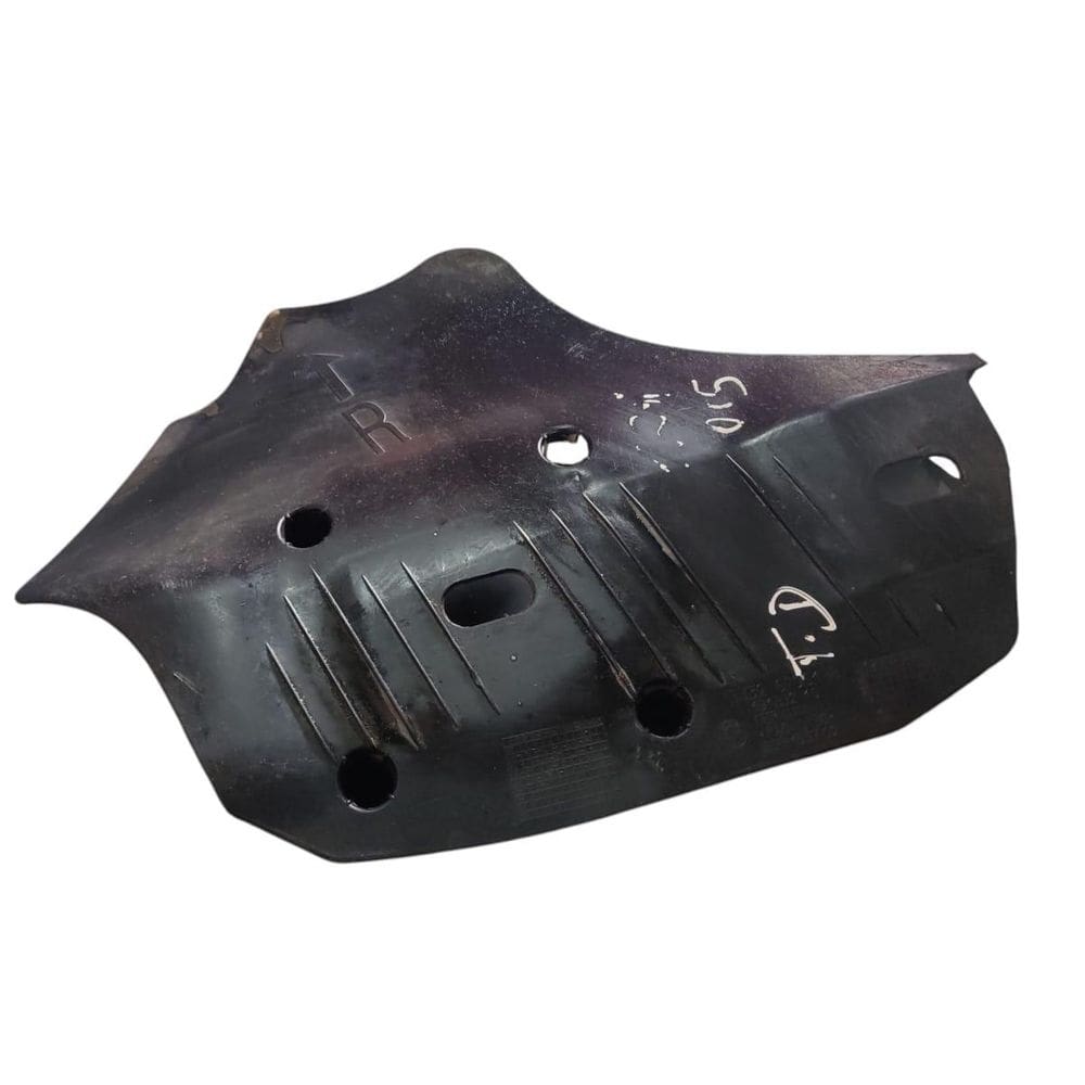 Acabamento Suspensão Traseira Direita Bmw 320I 2015