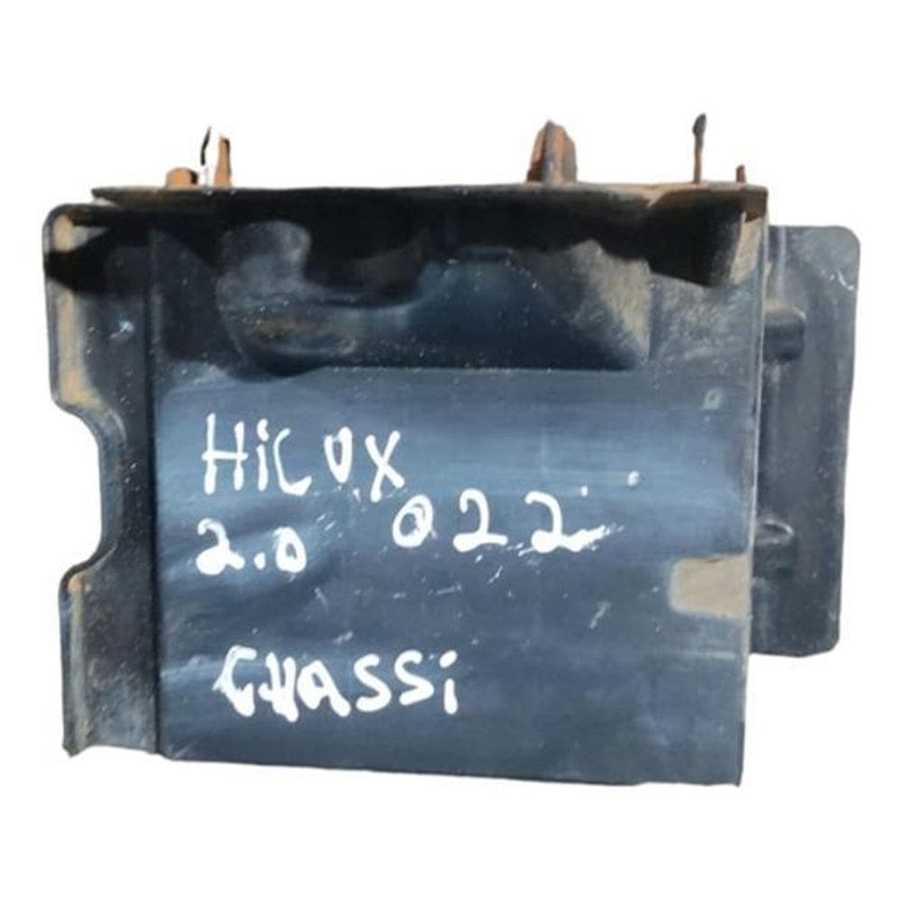 Defletor Frontal Dianteiro Direito Toyota Hilux 2016 A 2023