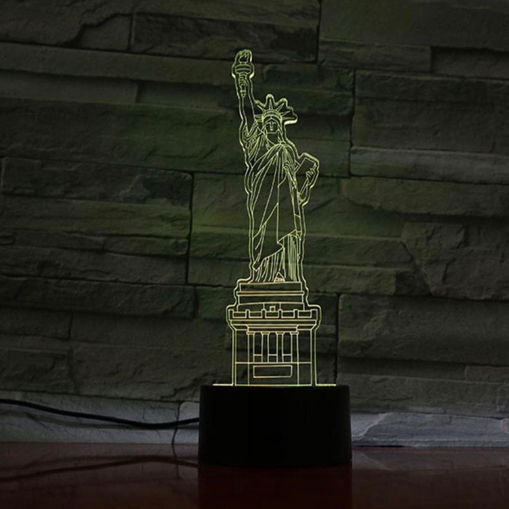 Luz noturna 3D Estátua da Liberdade LED em cor arco-íris