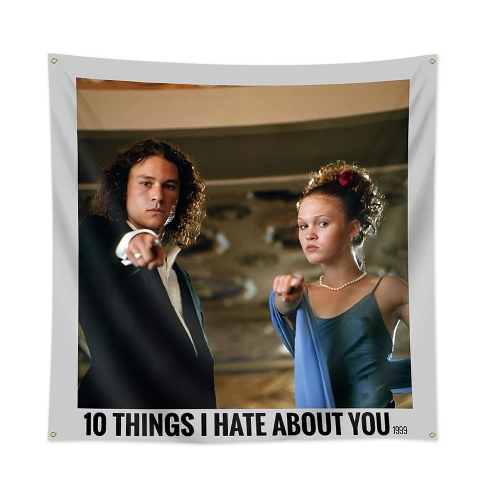 Tapeçaria Flag Art Anime 10 coisas que odeia em você 90x90cm