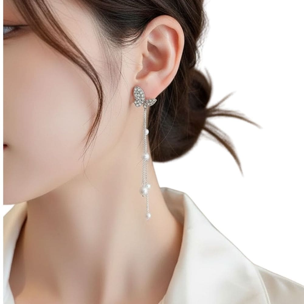 Brinco Borboleta com Pérolas Prata Longo Luxo Festa