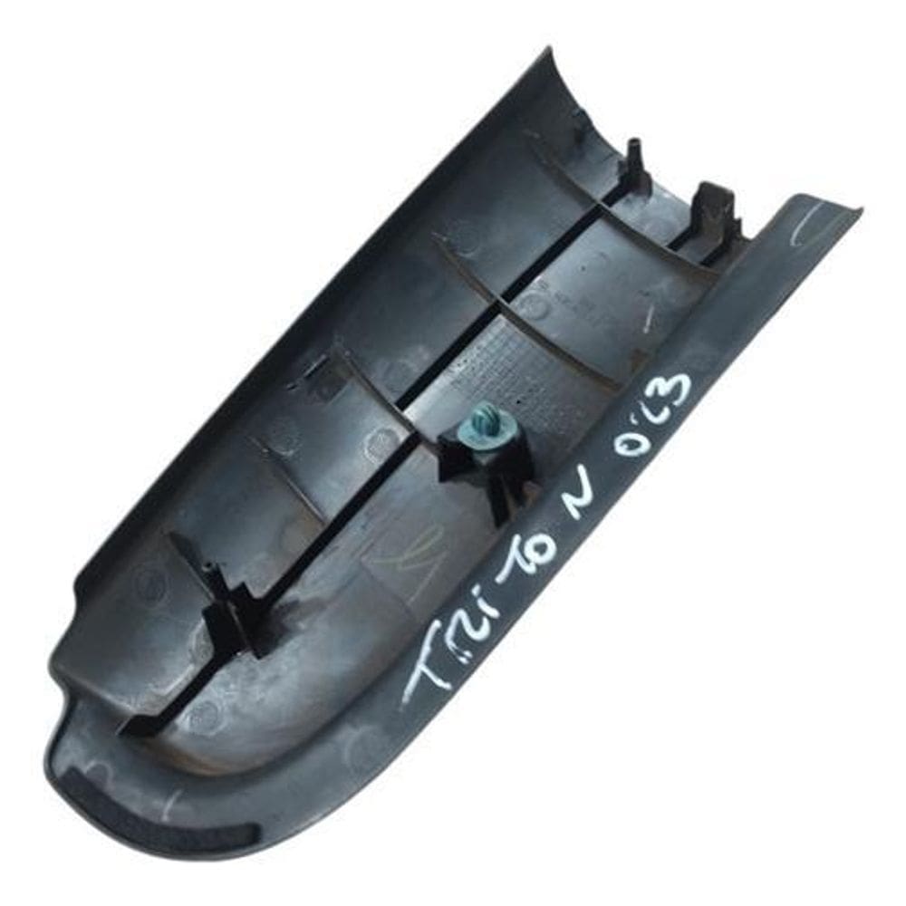 Moldura Porta Forro Traseiro Direito New Triton 2018 A 2023