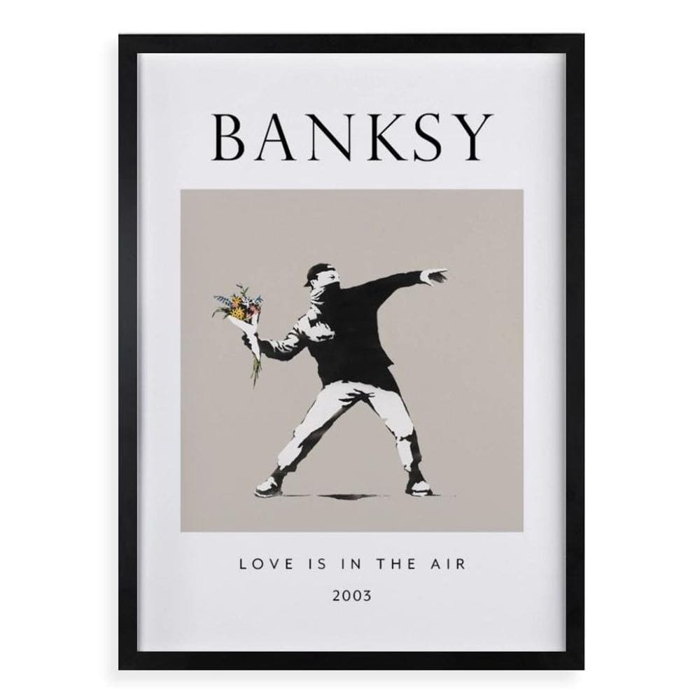 Quadro Banksy Love Is In The Air 45X34Cm - Com Vidro