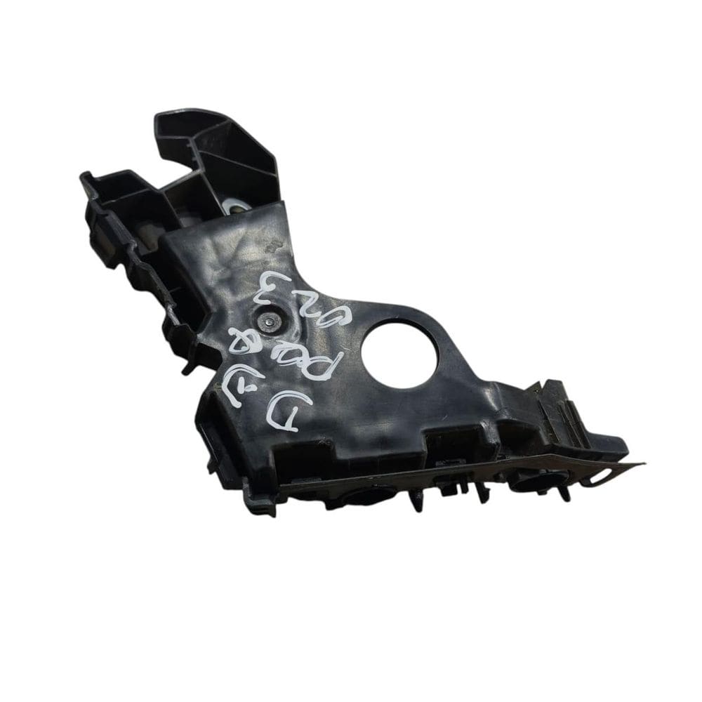 Guia Parachoque Suporte Dianteiro Direit Polo 2023 6Ea807050