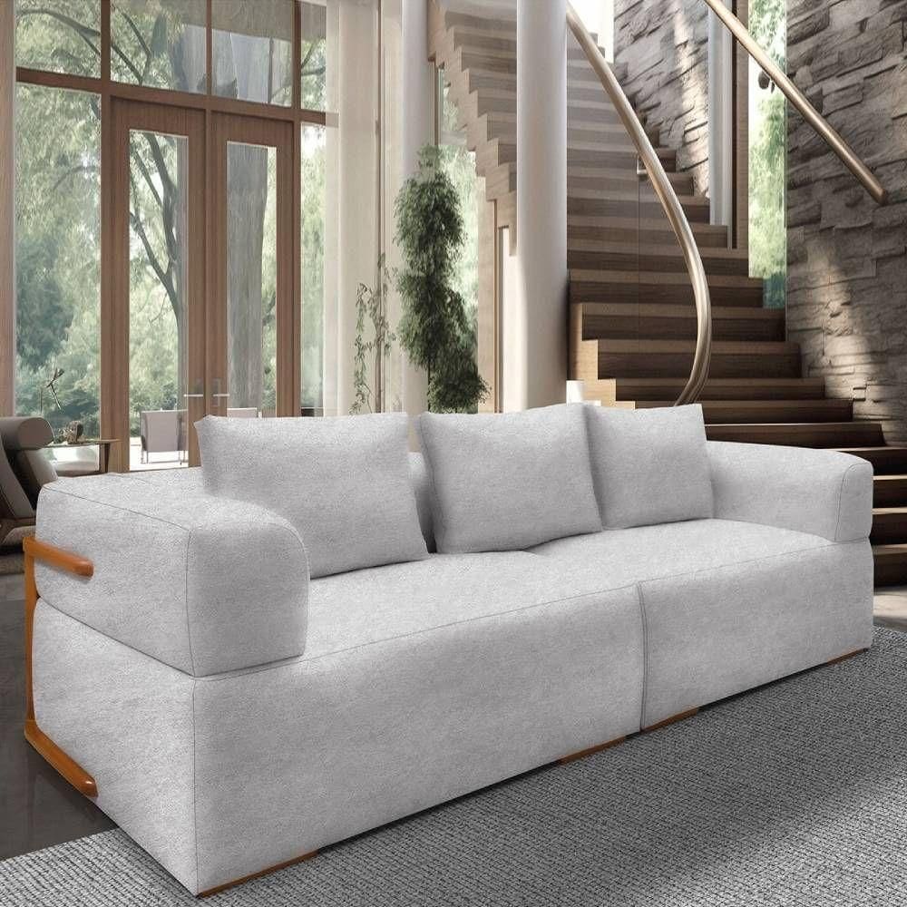 Sofá 4 Lugares 2,60m Em Tecido Bouclé Com Aplique Em Madeira – Scott Lucadi Cinza