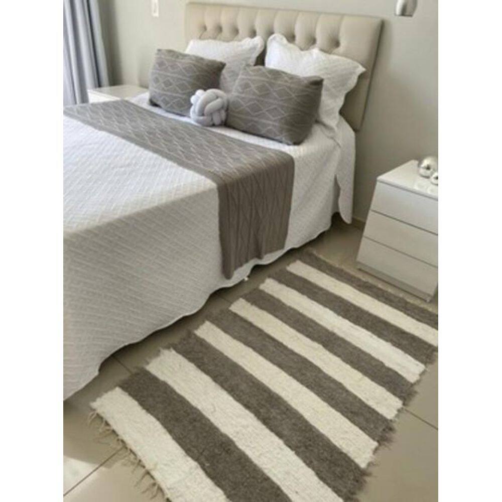 Tapete Médio Felpudo Listrado Cinza 0,80X1,50M Boho