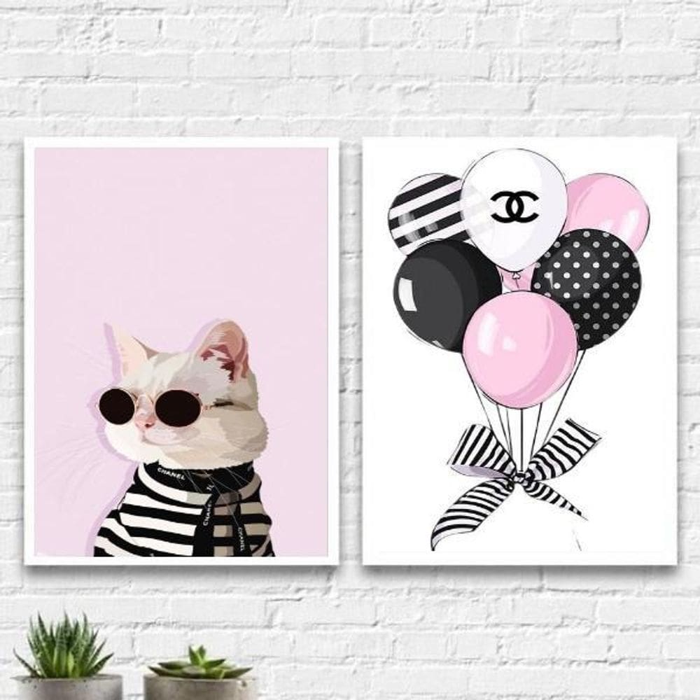 Kit 2 Quadros Fashion Marca Famosa 45X34Cm - Com Vidro