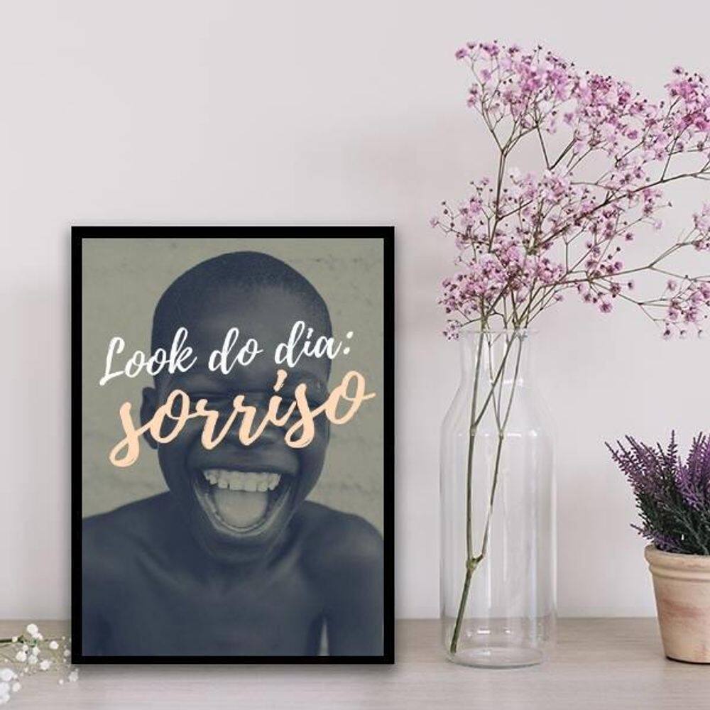 Quadro Sorriso Look Do Dia 45X34Cm Preta