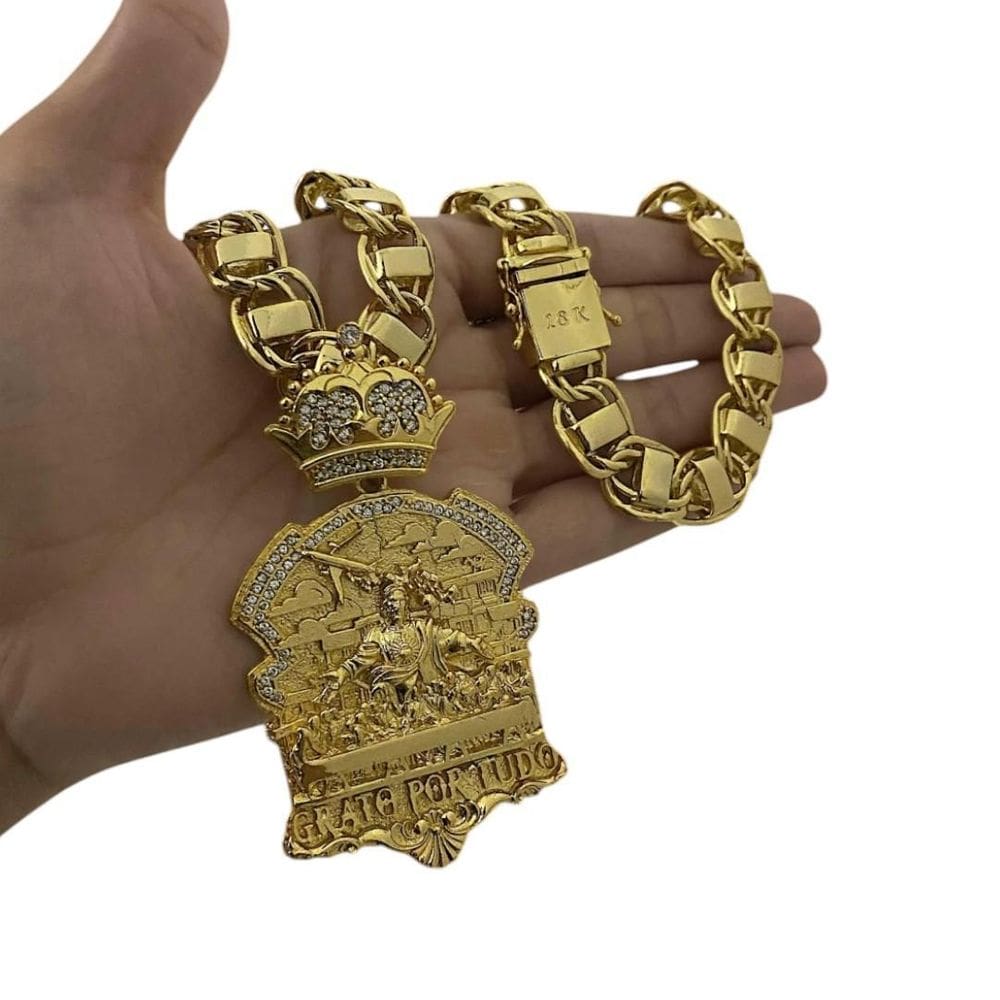 Cordão Dubai 15Mm + Pingente Cristo - Banhado A Ouro