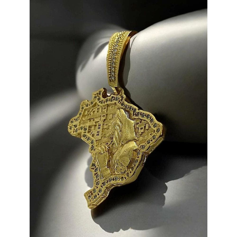 Pingente Cristo Brasil Cravejado M - Banhado A Ouro 18K