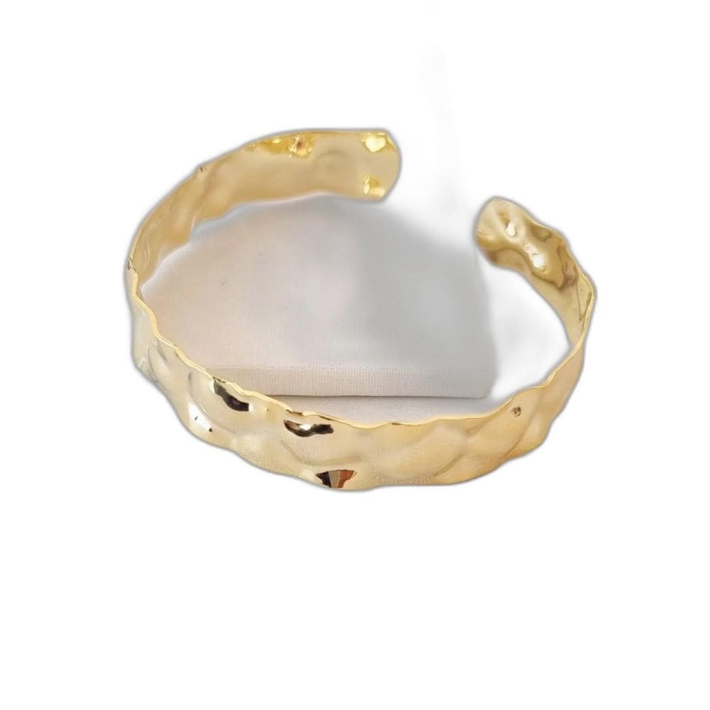 Bracelete Martelado Banhado A Ouro 18K