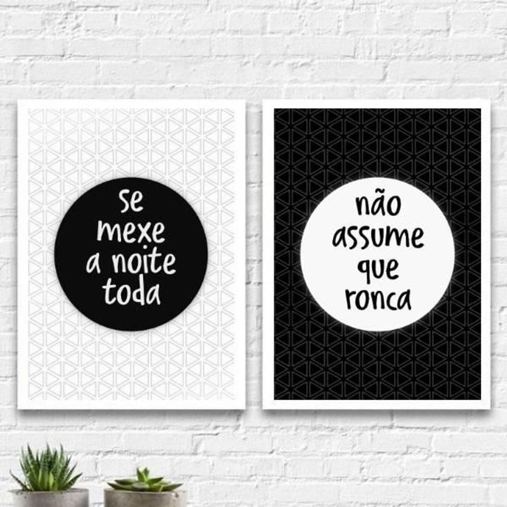 Kit 2 Quadros Casal Ronca E Se Mexe 45X34Cm Branca