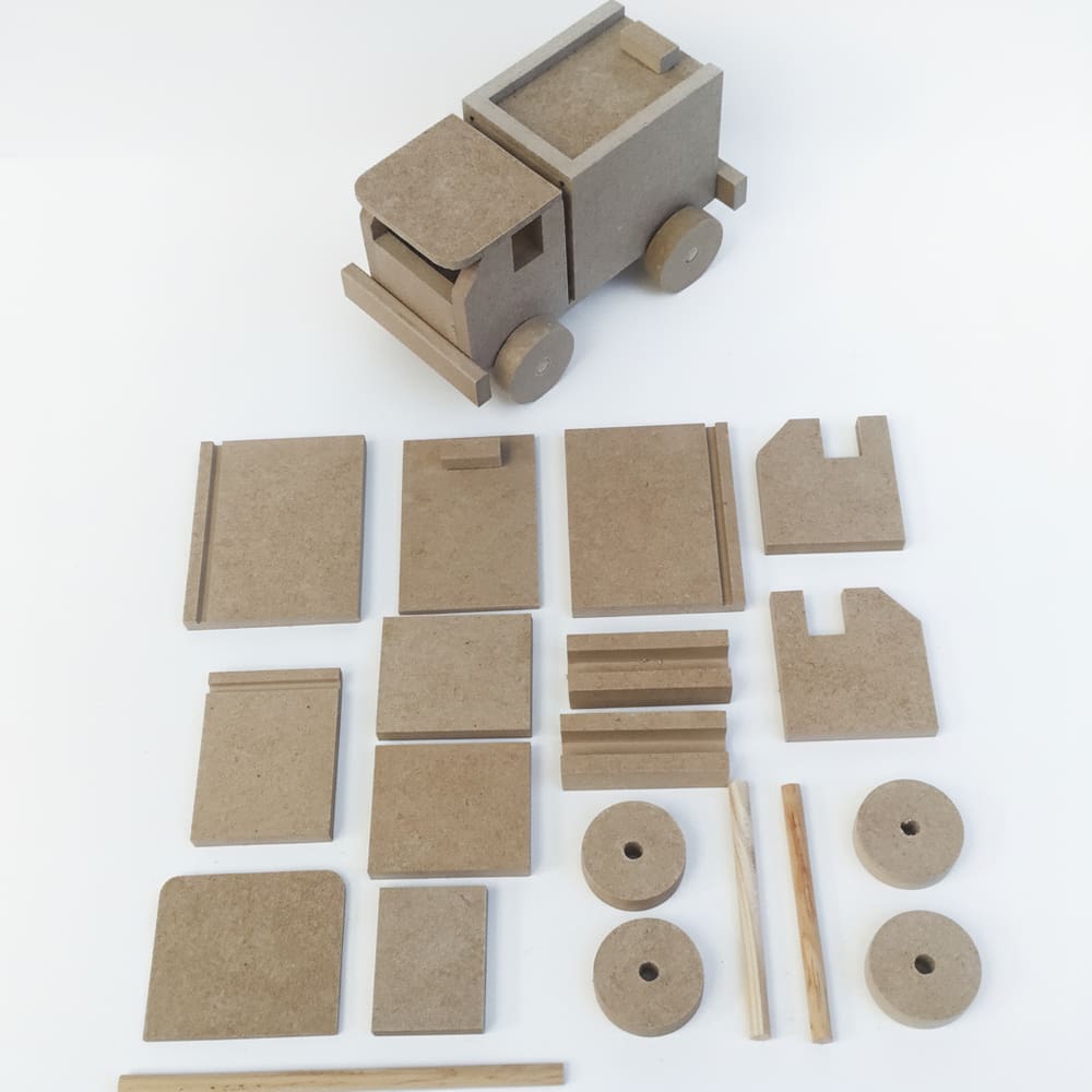 Kit 3 Carrinhos com Baú para Montar 24 Peças brinquedo educativo