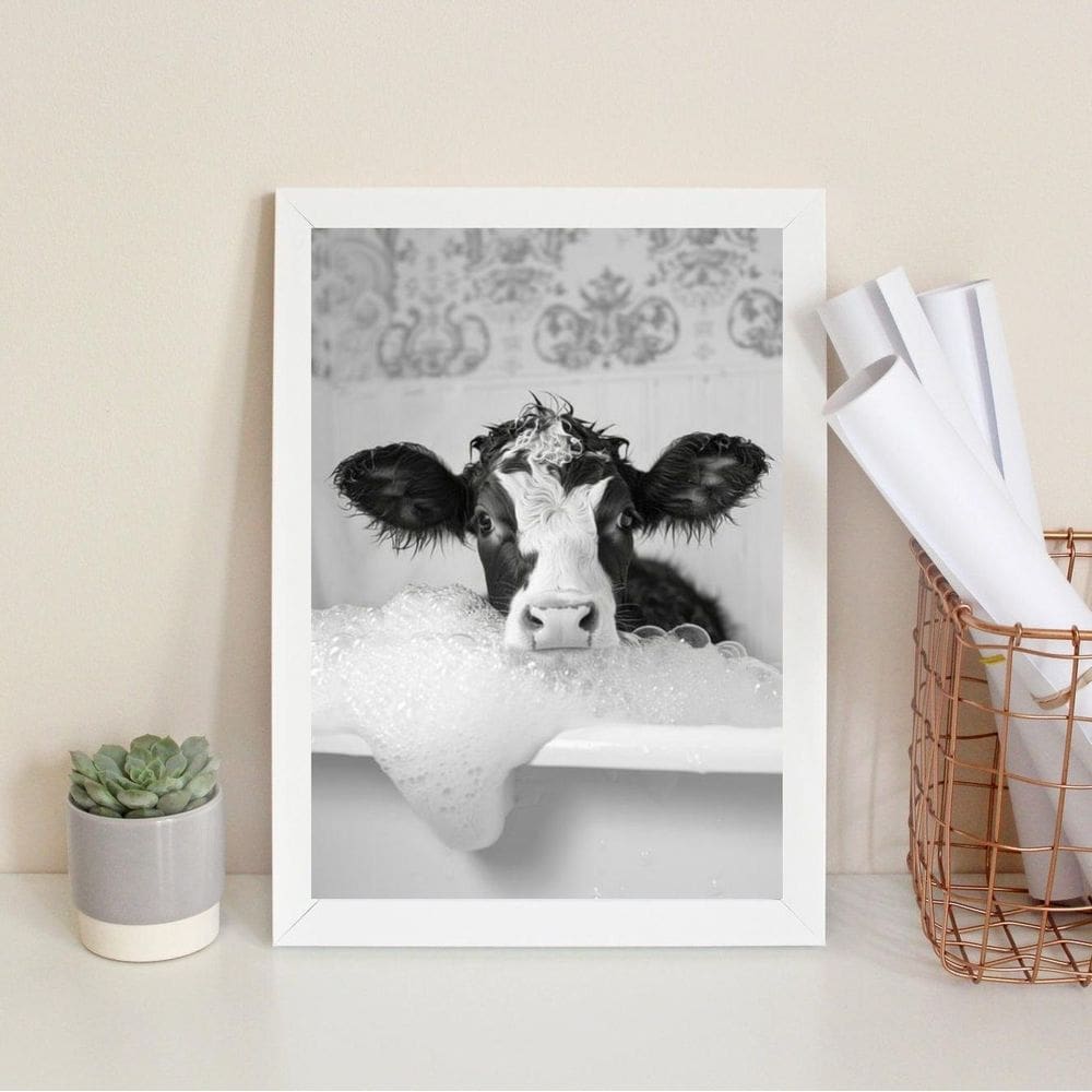 Quadro Banheiro Vaquinha Tomando Banho 24X18Cm