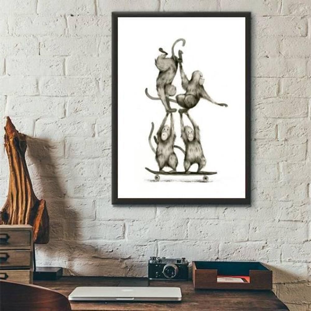 Quadro Macaquinhos No Skate 45X34Cm Moldura Preta