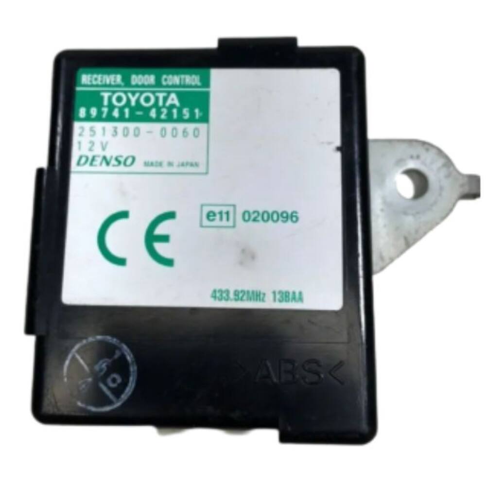 Módulo Controle Toyota Rav4 8974142151