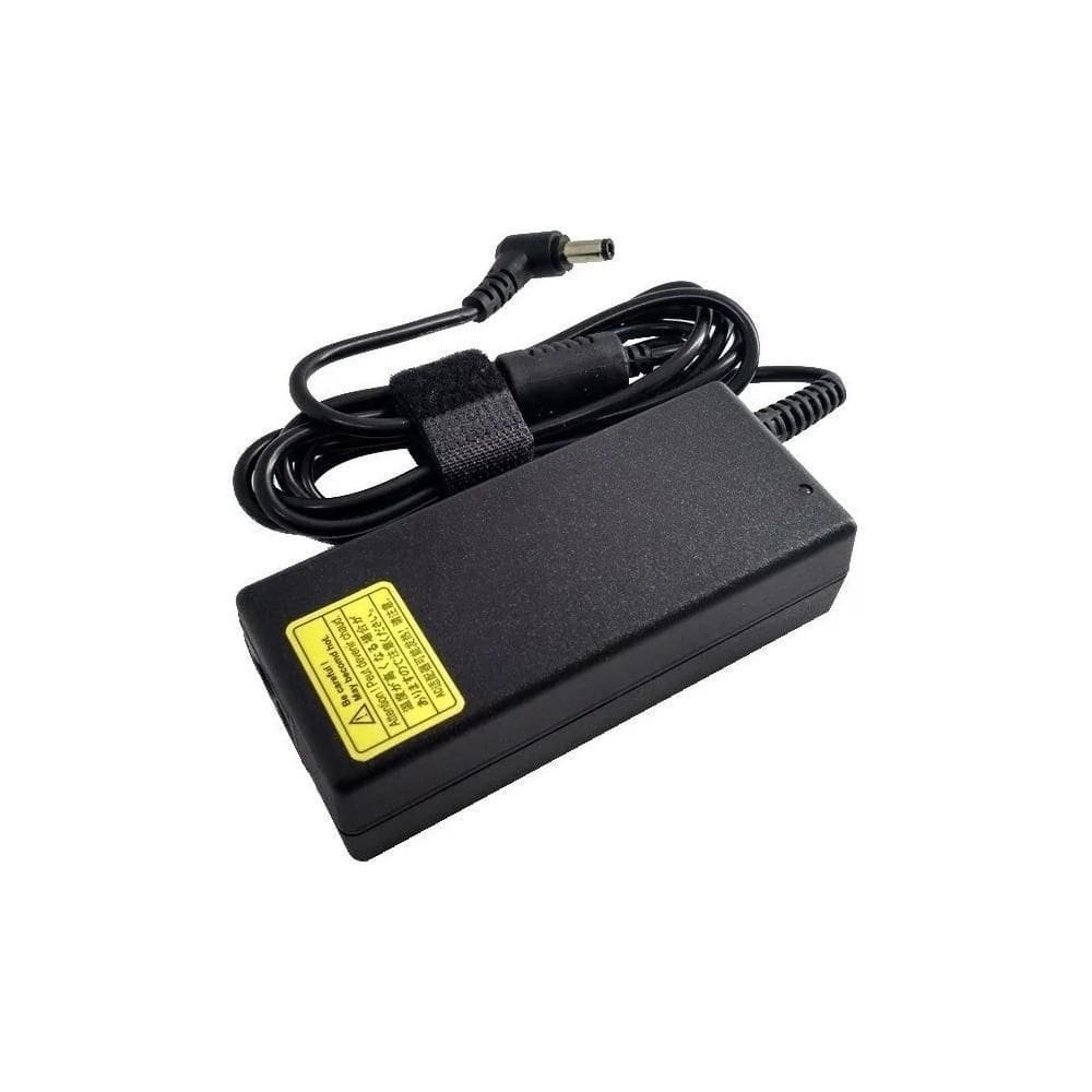 Fonte Carregador De Notebook 20V 3,25A Plug 5.5Mm X 2.5Mm