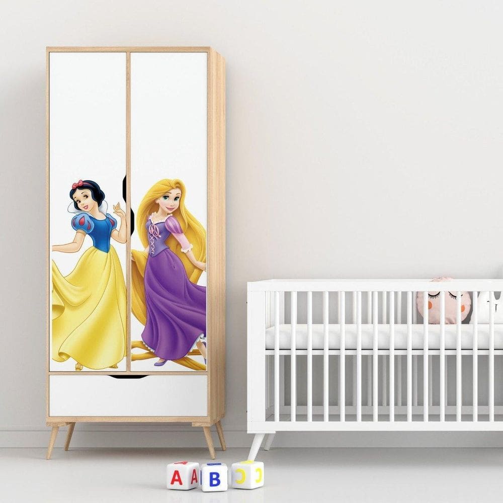 Adesivo Para Guarda Roupa Branca De Neve E Rapunzel