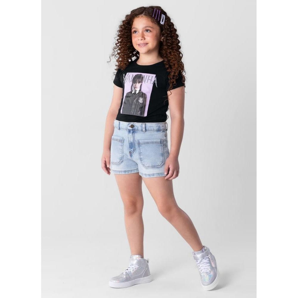 Blusa cropped Wandinha infantil menina em malha Brandili
