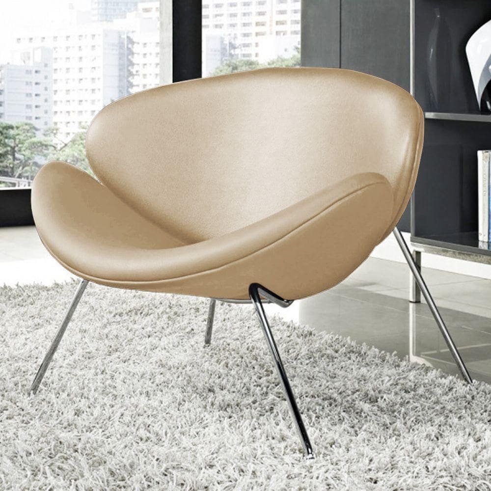 Poltrona Luxo Trevo Couro Sintético Bege Base Cromada