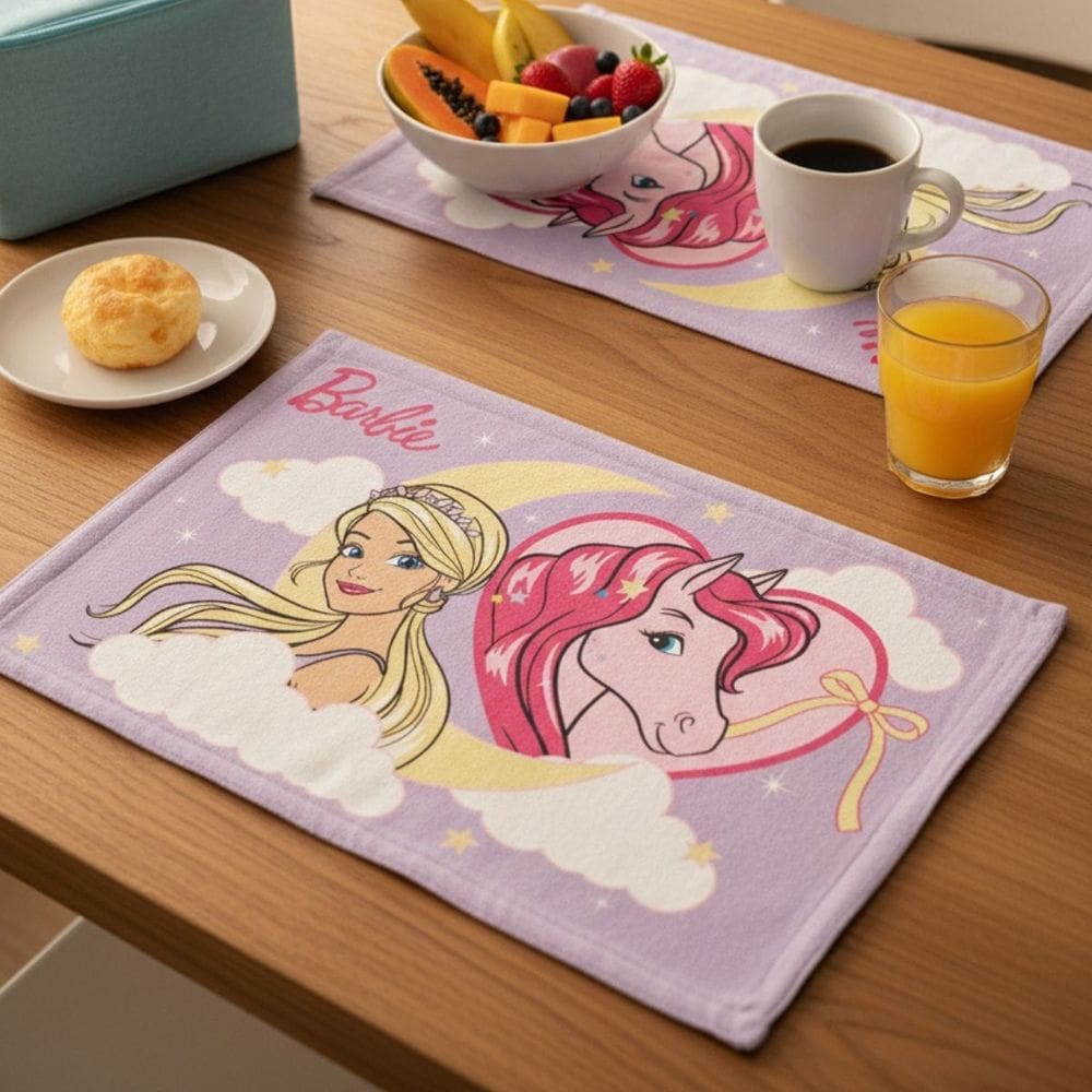 Toalha de Lancheira Infantil Estampada Barbie 28x40cm Lepper - Toque Macio, Secagem Rápida e Alta Durabilidade