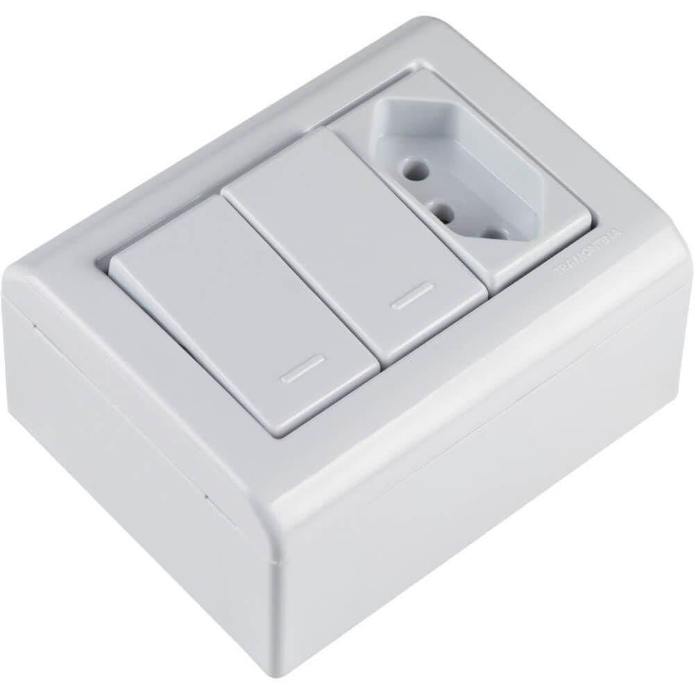 Caixa de Sobrepor com 2 Interruptores Simples E 1 Tomada 2p+t de 10 Ampères E 250 Volts Lizflex Bran