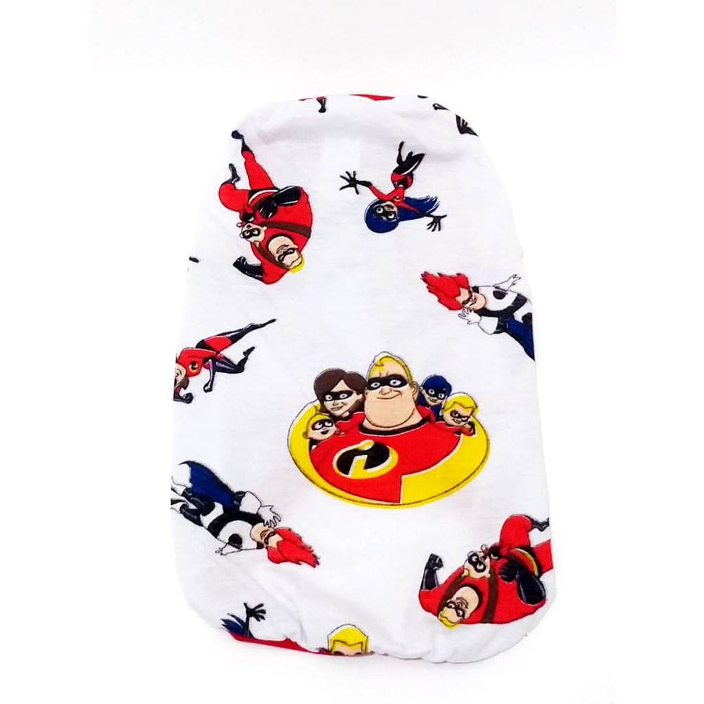 Pijama para cachorro Estampa Os Incríveis branca GG