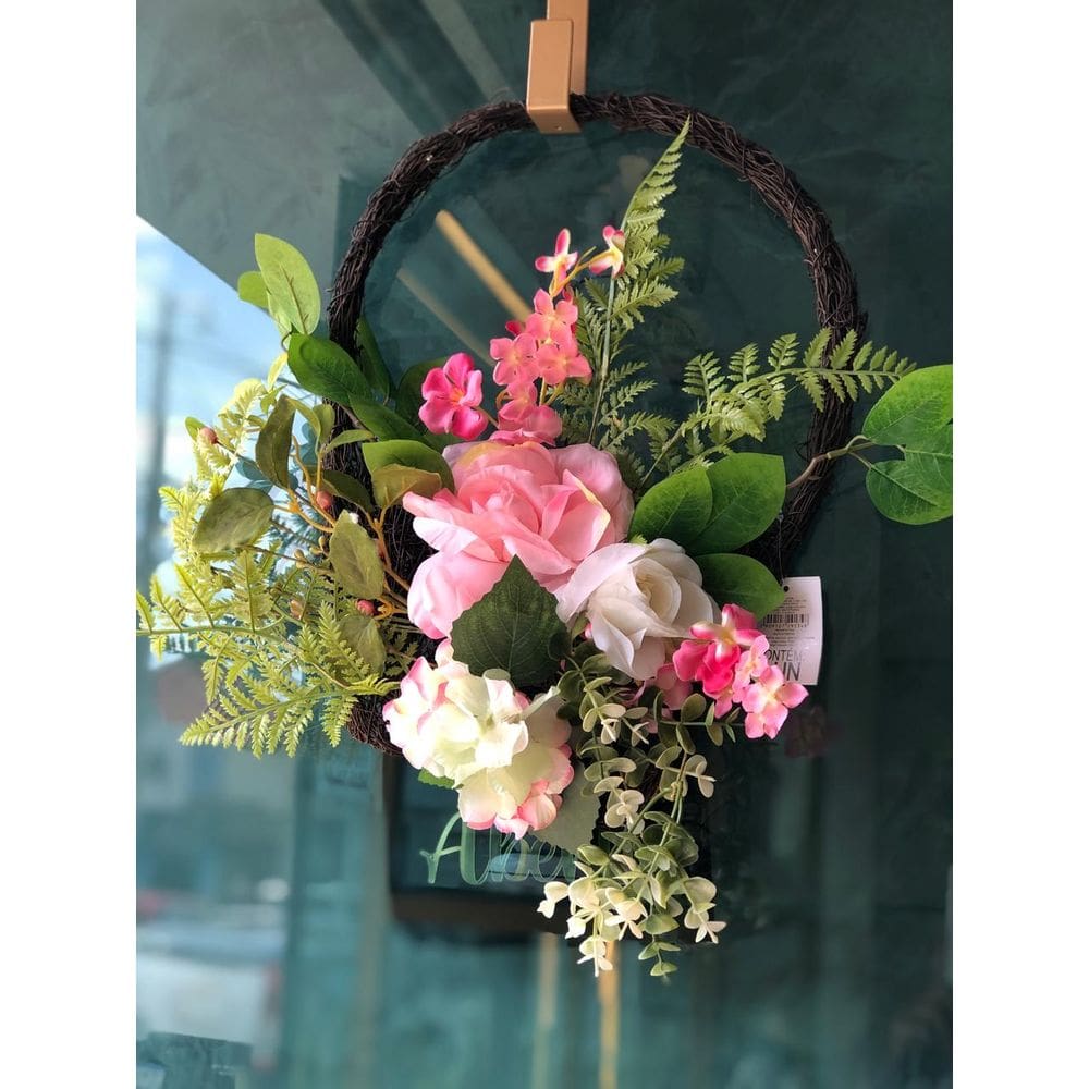 Cesta/Guirlanda Decorativa com Flores Marrom, Rosa e Verde (Fondant)