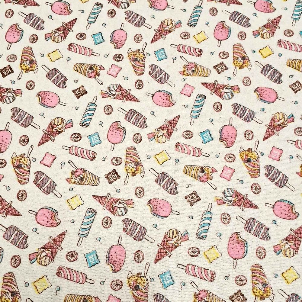 Tecido Moletinho Estampado Flanelado 100% Algodão Sorvete Fundo Creme