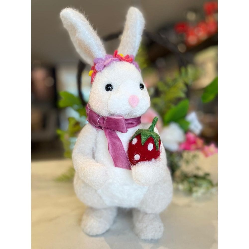 Unidade BONECA COELHA MORANGO (BEGE) 37X17cm (FLORARTE)