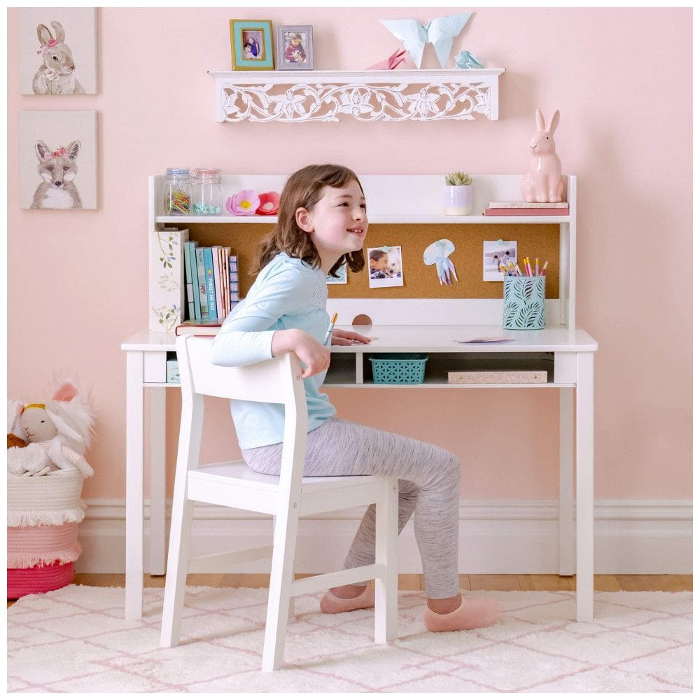 Mesa de Estudo Infantil Martha Stewart Guidecraft Branco Creme com Armário Superiores Cadeirinha Armazenamento Tampa de Cortiça 112x61x104cm