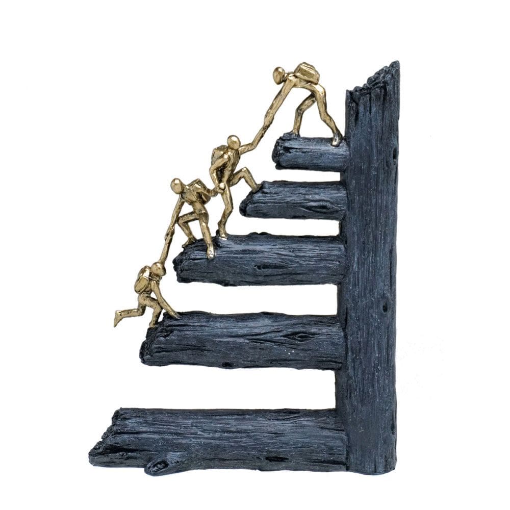 Escultura Decorativa Subida em Resina Dourado 26cm 16690-PL