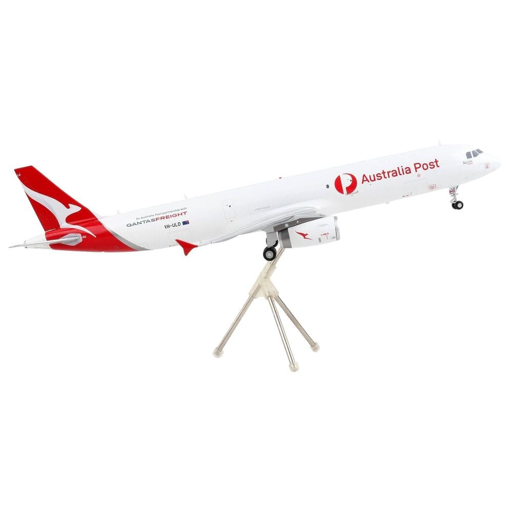 Modelo Diecast GeminiJets Airbus A321P2F Qantas Freight 1/200