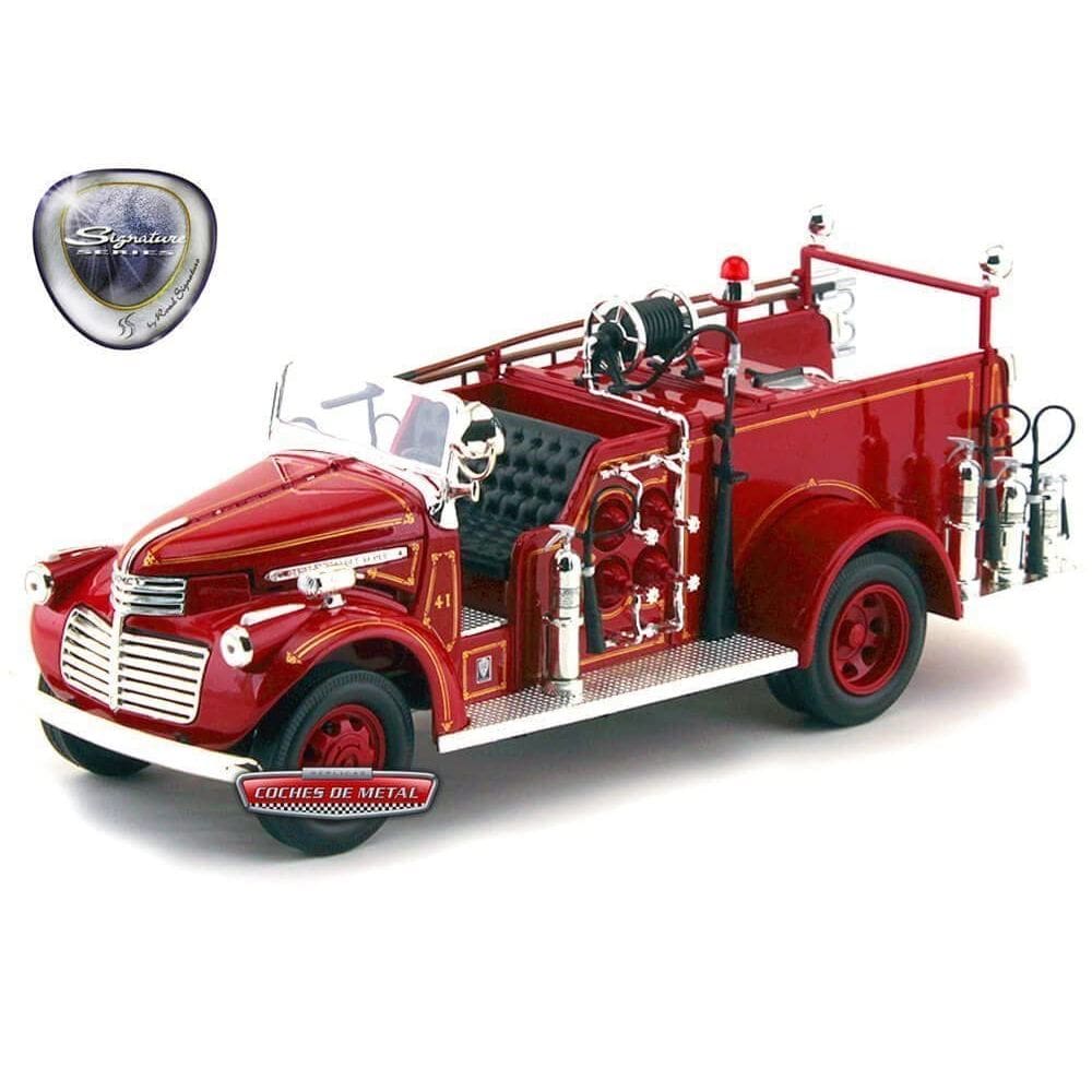 Model Car Road Signature 1941 GMC Fire Engine 1:24