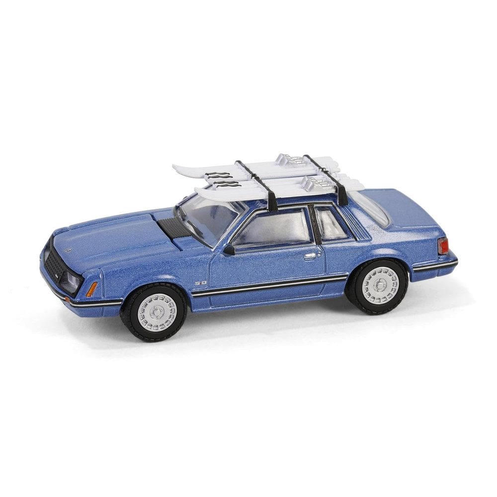 Carro fundido sob pressão Greenlight 1981 Mustang GHIA Coupé escala 1/64