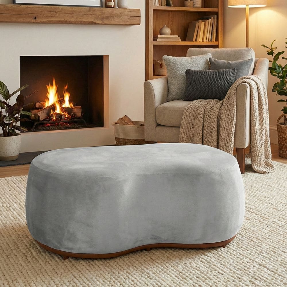 Puff Decorativo Beatriz Veludo Cinza Claro - Montanaris Decor