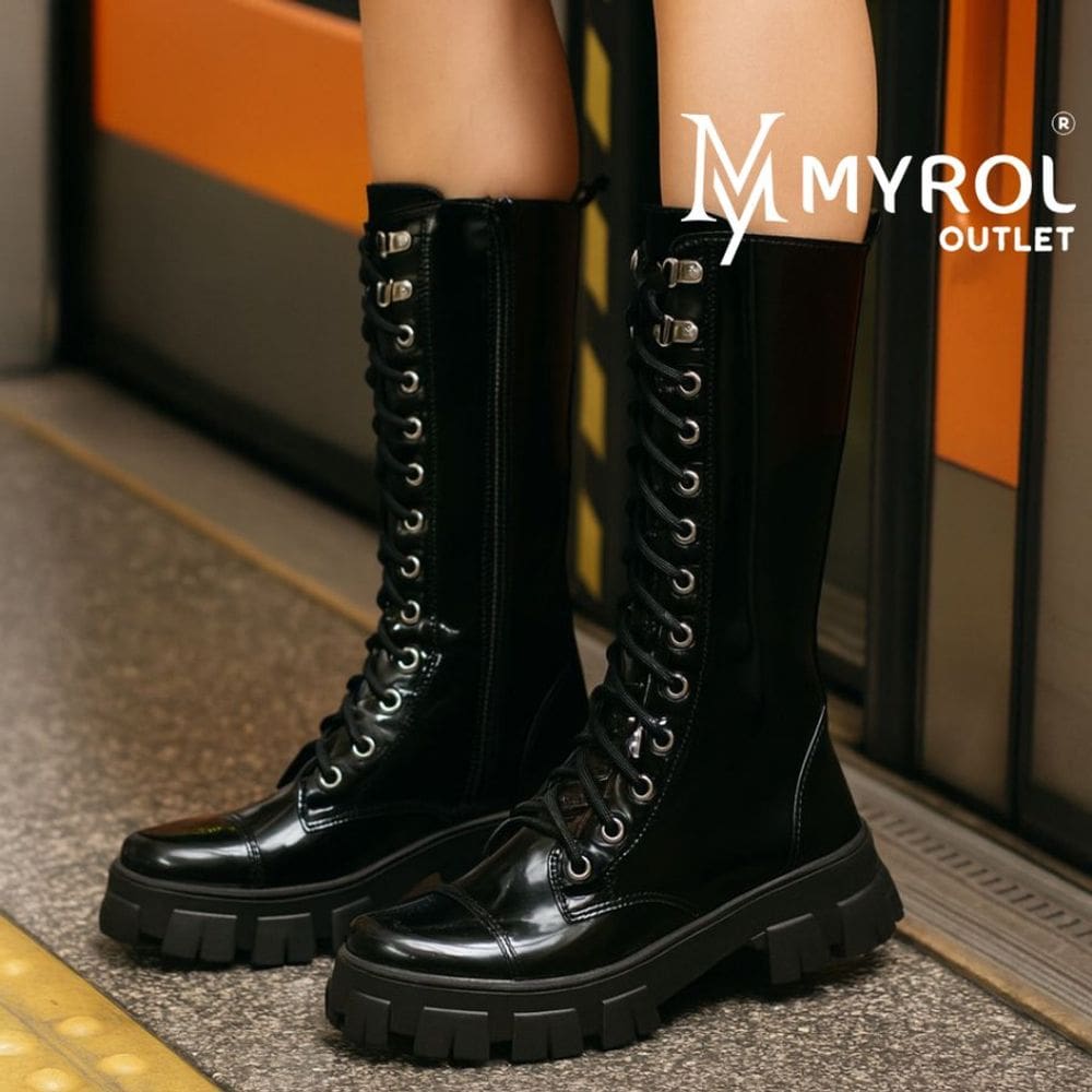 Bota Coturno Tratorado Cano Alto Preto Verniz