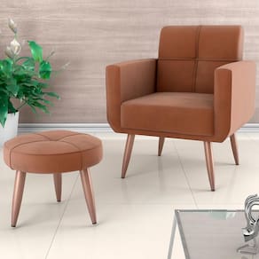 Poltrona Matrix Havana com Puff e Revestimento em Tecido Veludo