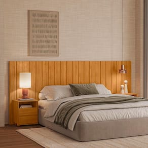 Cabeceira Madetec Frida Extensível com Mesas 4 Gavetas Painel Ripado Para Cama Casal, Queen e King Size